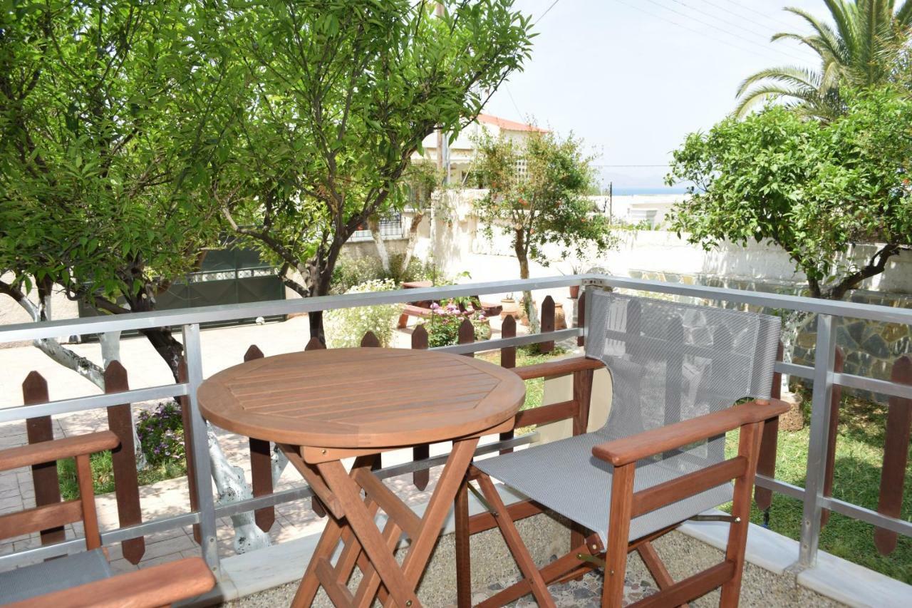 קיסאמוס Central House With Quiet Garden מראה חיצוני תמונה